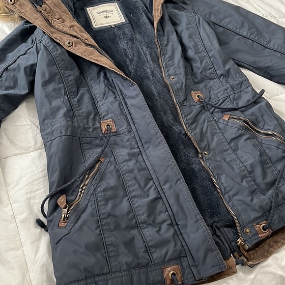 Jacket - Picture 3 of 5